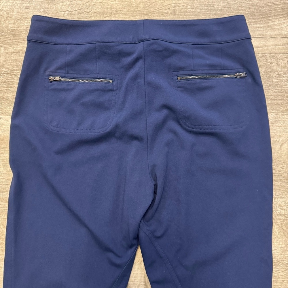 NWOT St John Zip Pocket Slim Ankle Knit Navy Blue Mid Rise Pant Women’s Sz. 6 - Picture 5 of 7